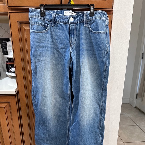 Hollister Low Rise Baggy Denim Jeans - Picture 1 of 5